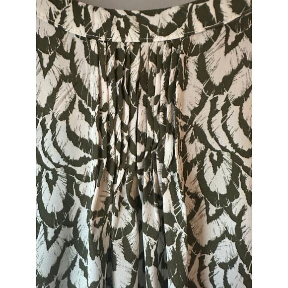 Jachs Girlfriend Women's Printed 3/4 Sleeve with Hidden Button Blouse Medium - Picture 8 of 11